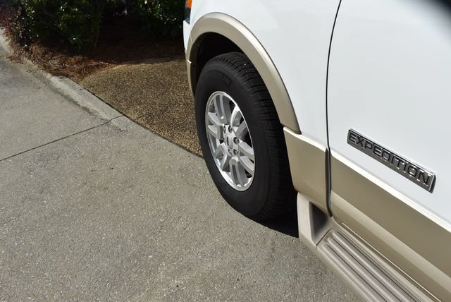 Used 2007 Ford Expedition Eddie Bauer RWD image 18