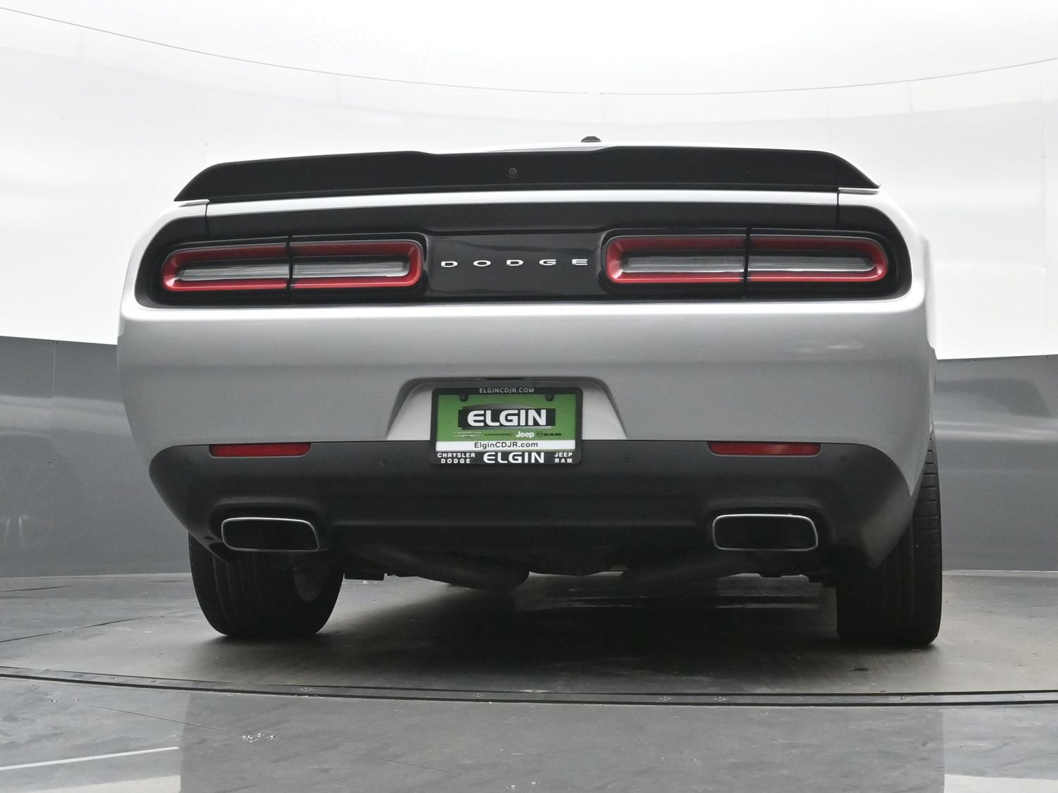 Used 2023 Dodge Challenger R/T RWD image 31