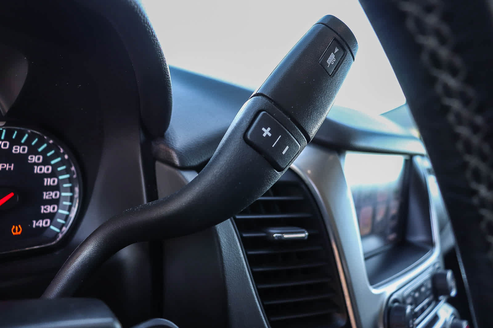 Used 2020 Chevrolet Tahoe LS RWD image 19