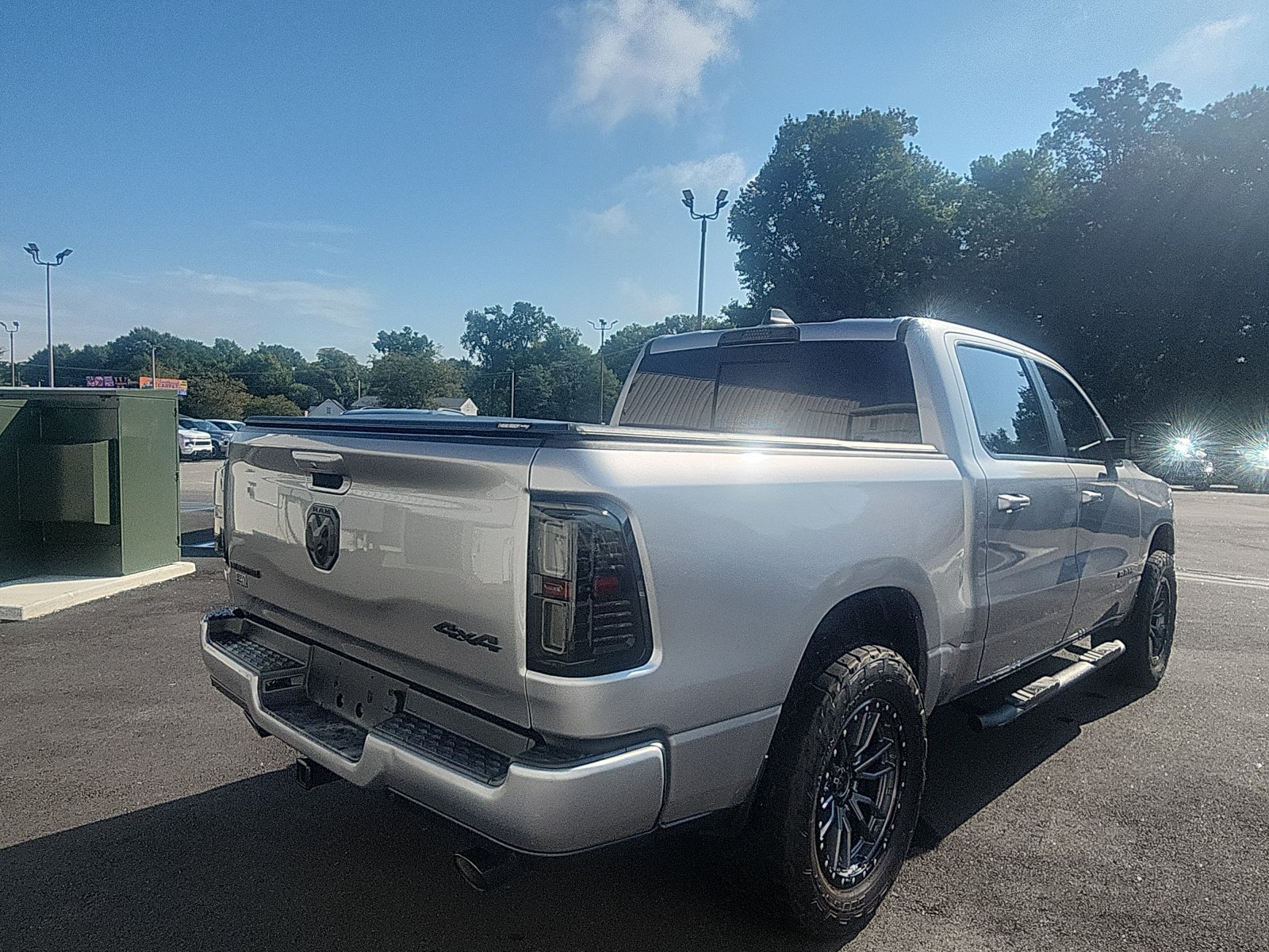 Used 2022 RAM 1500 Big Horn AWD/4WD image 5
