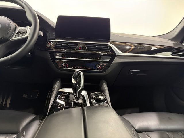 Certified 2023 BMW M550i xDrive w/ Executive Package AWD/4WD image 35