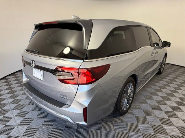 New 2026 Honda Odyssey Touring image 6