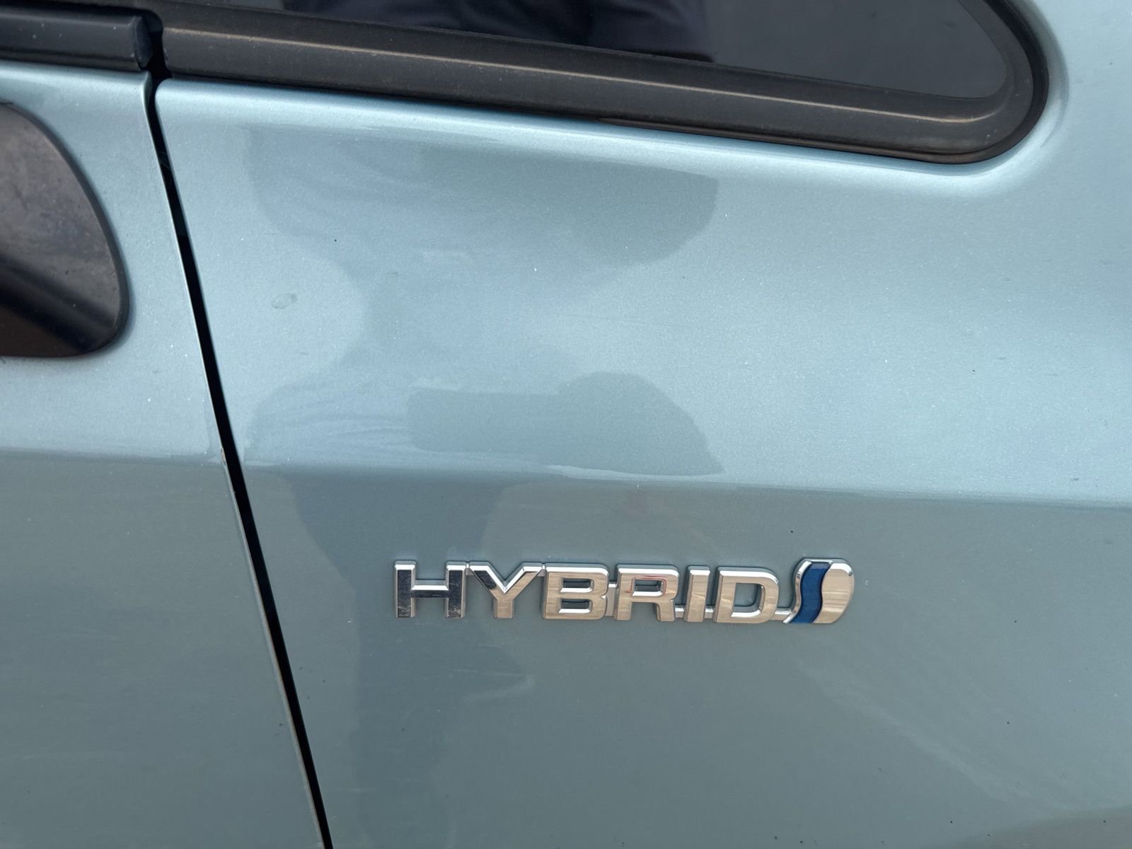 Used 2013 Toyota Prius V Five image 14