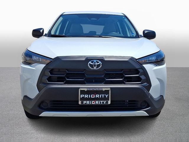 Used 2026 Toyota Corolla Cross L AWD/4WD image 2