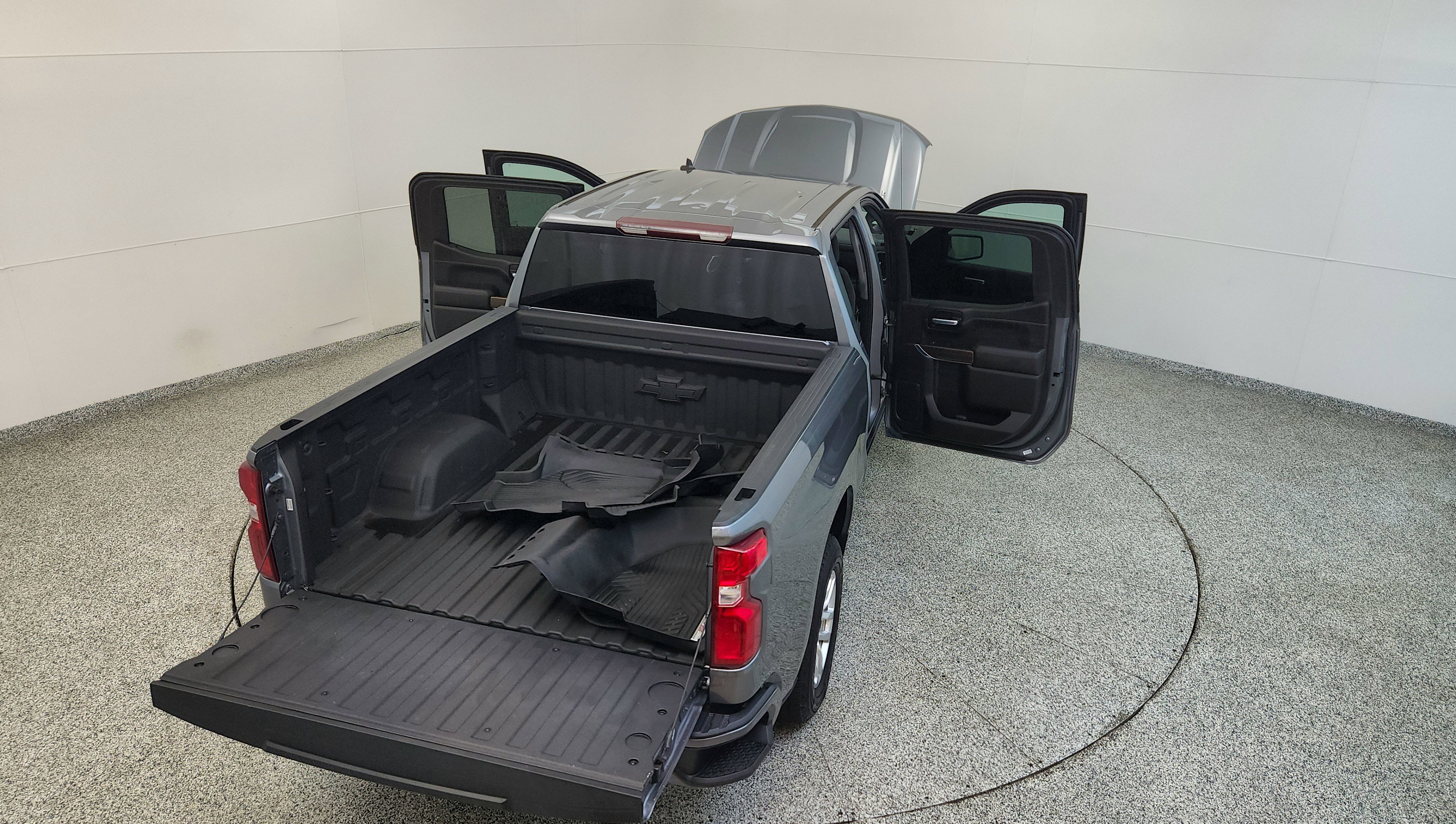 Used 2021 Chevrolet Silverado 1500 RST AWD/4WD image 18
