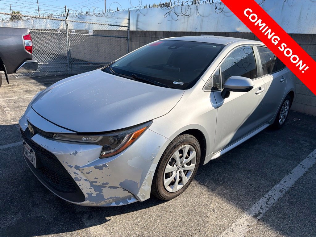 Used 2020 Toyota Corolla LE FWD image 3