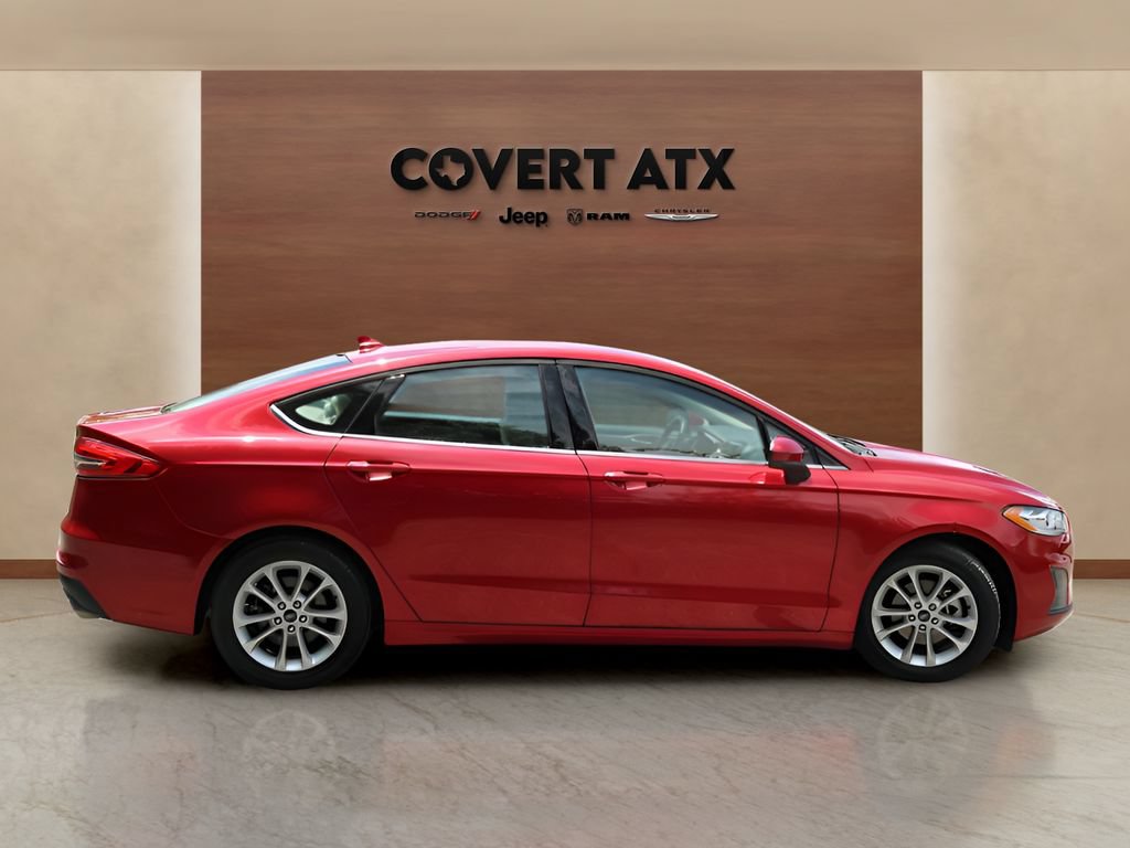 Used 2020 Ford Fusion SE FWD image 6