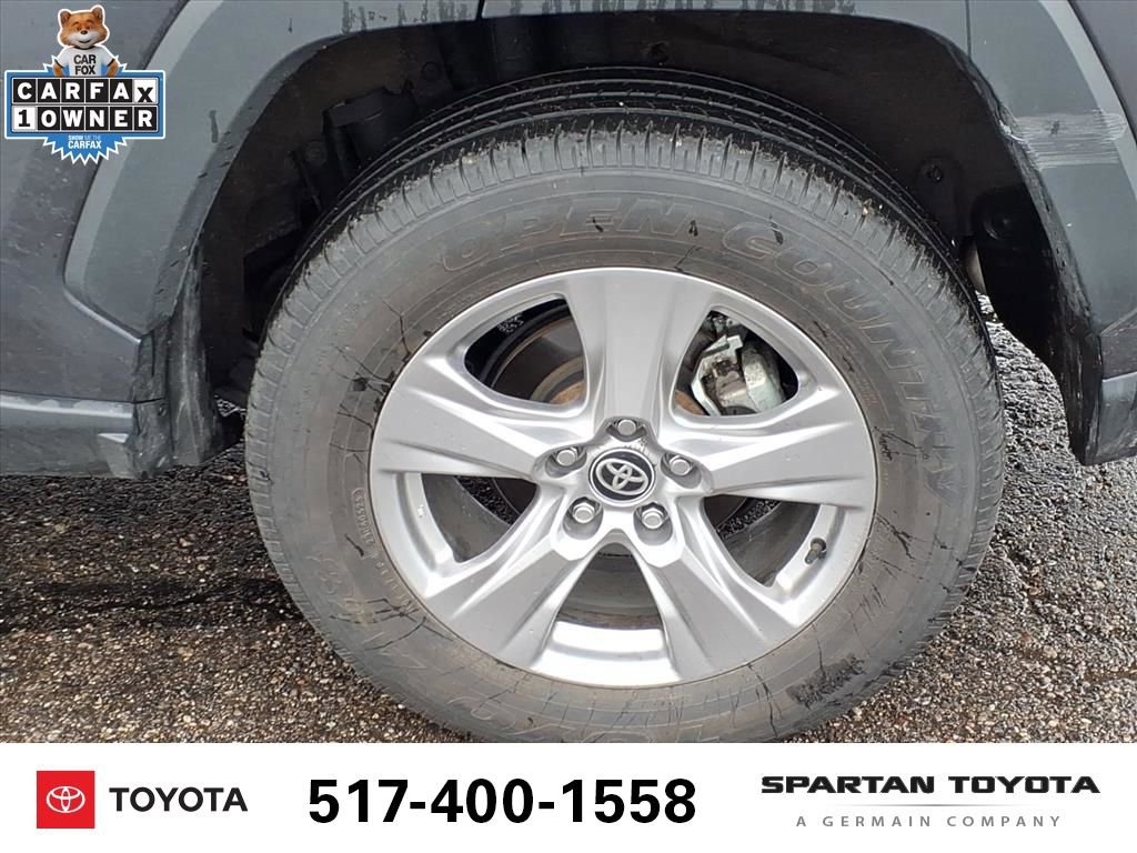 Used 2025 Toyota RAV4 XLE image 10
