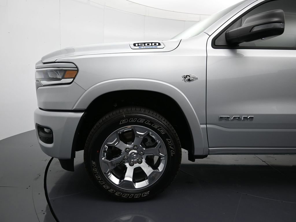 New 2026 RAM 1500 4x4 Crew Cab image 10