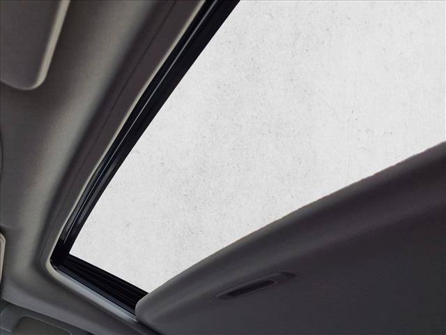 Used 2022 Toyota Sienna XLE FWD image 14