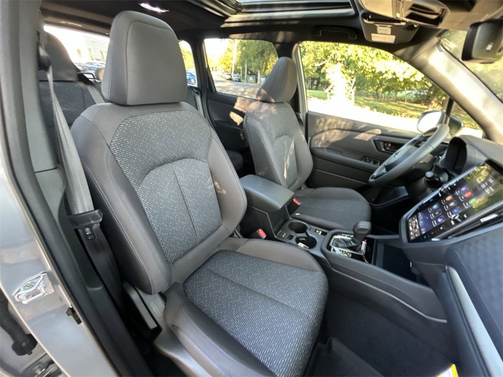 Certified 2025 Subaru Forester Premium image 25