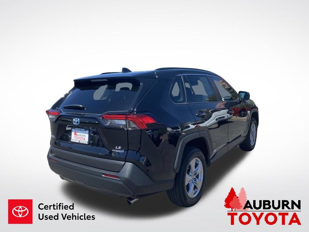 Certified 2024 Toyota RAV4 LE AWD/4WD image 8