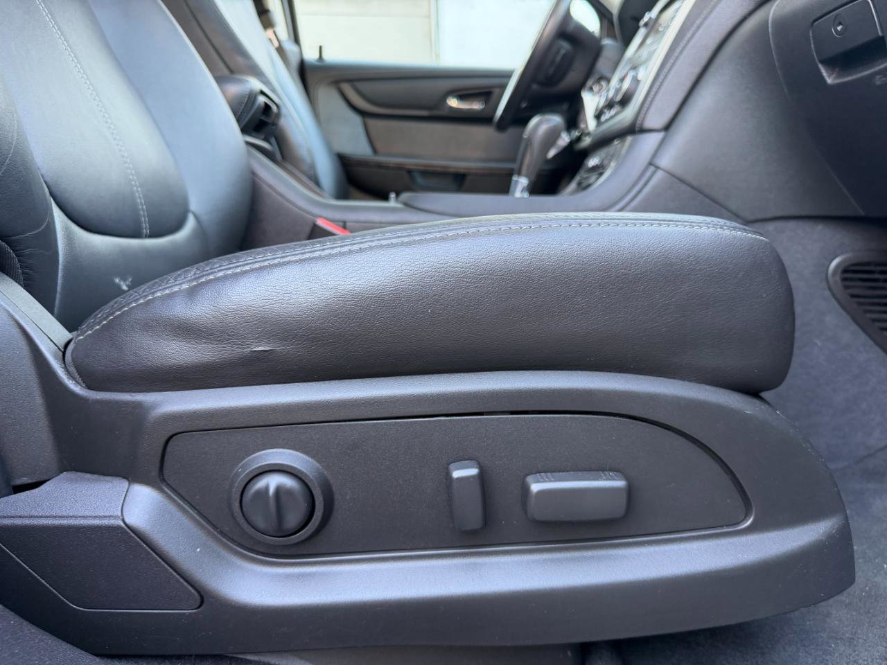 Used 2016 GMC Acadia SLT w/ Premium Edition image 41