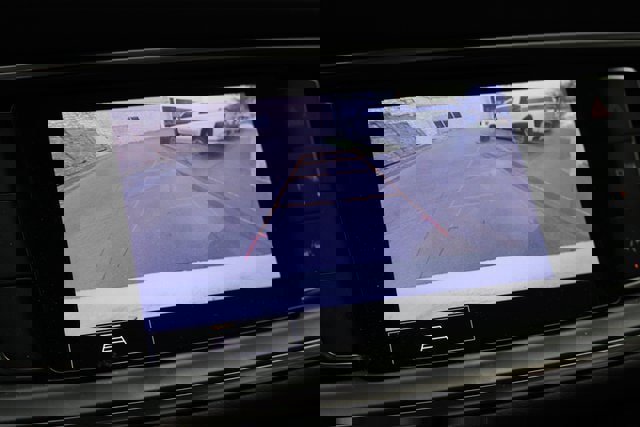 Certified 2023 Buick Enclave Essence w/ Experience Buick Package image 9