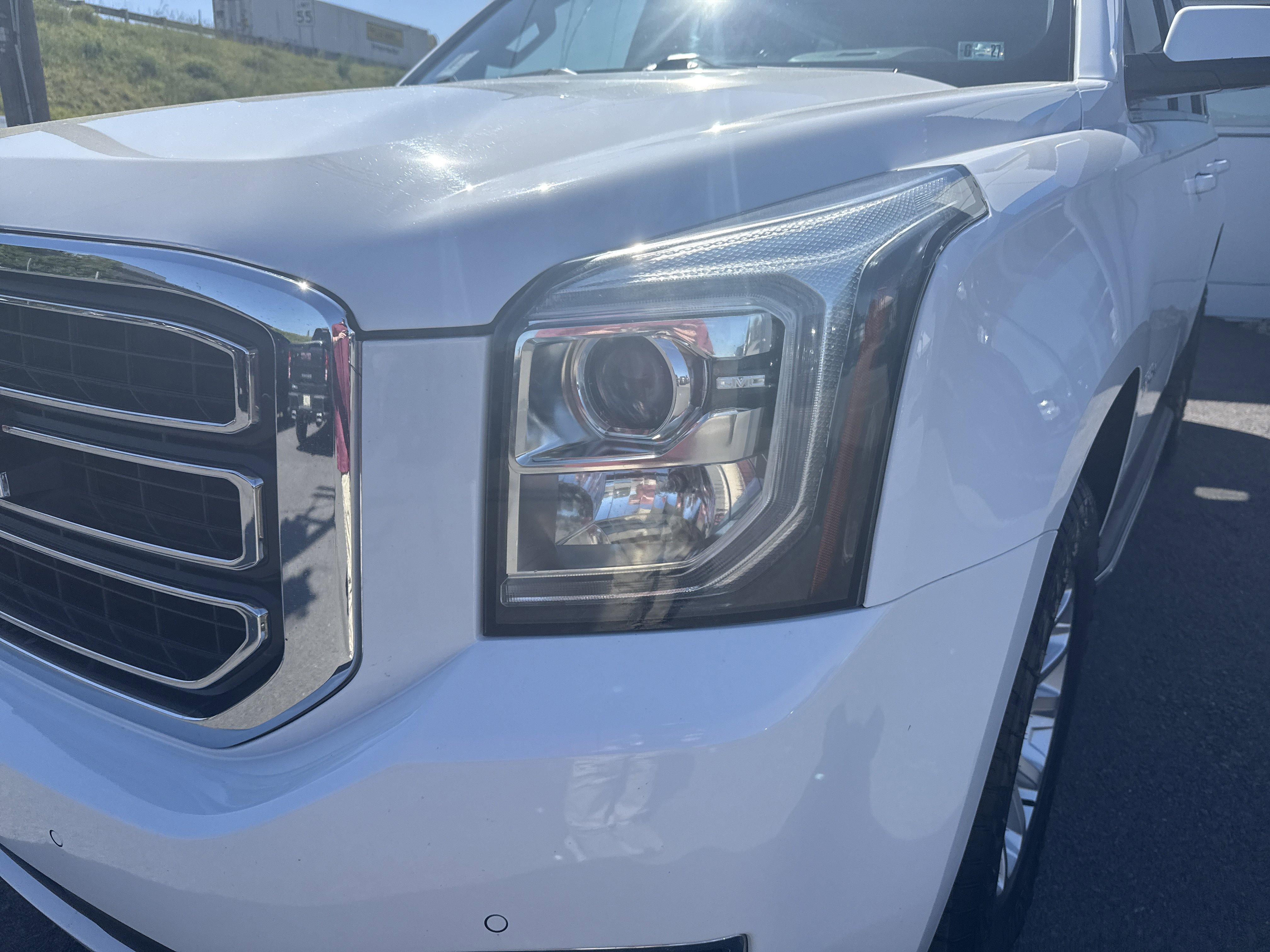 Used 2020 GMC Yukon SLT AWD/4WD image 9