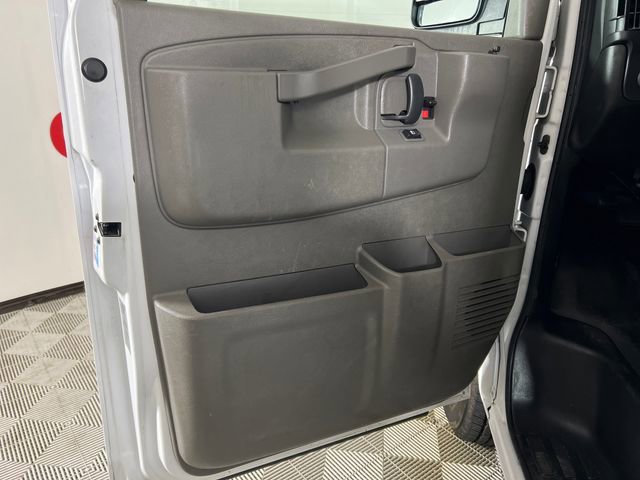 Used 2022 Chevrolet Express 2500 Extended w/ Driver Convenience Package RWD image 11