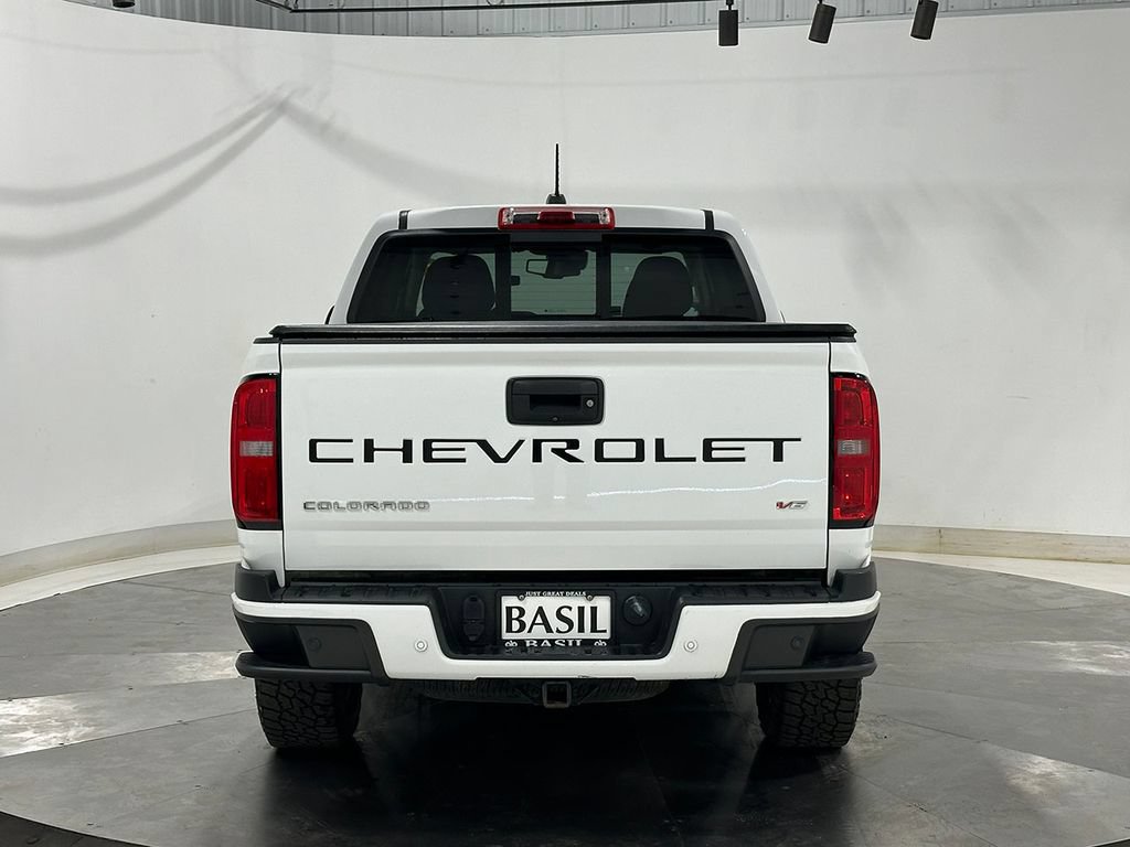 Used 2021 Chevrolet Colorado Z71 w/ Safety Package AWD/4WD image 12