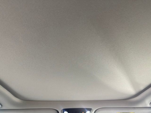 Certified 2025 Kia Sorento SX FWD image 32