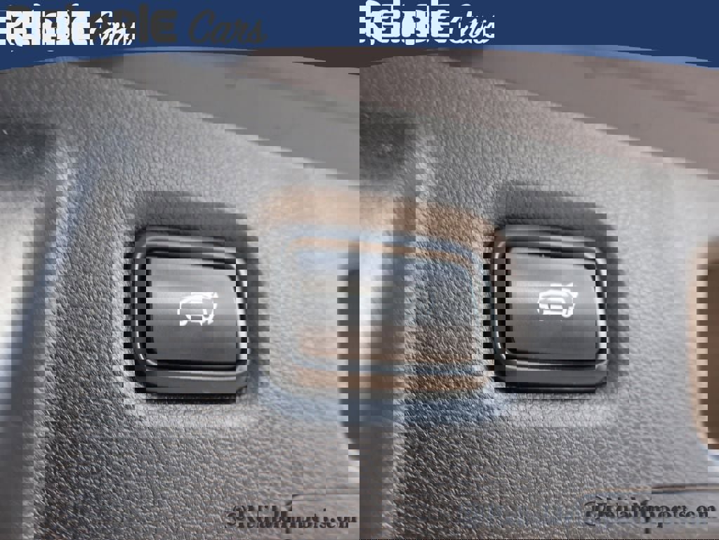 Used 2022 Hyundai Santa Fe SEL w/ Convenience Package image 17