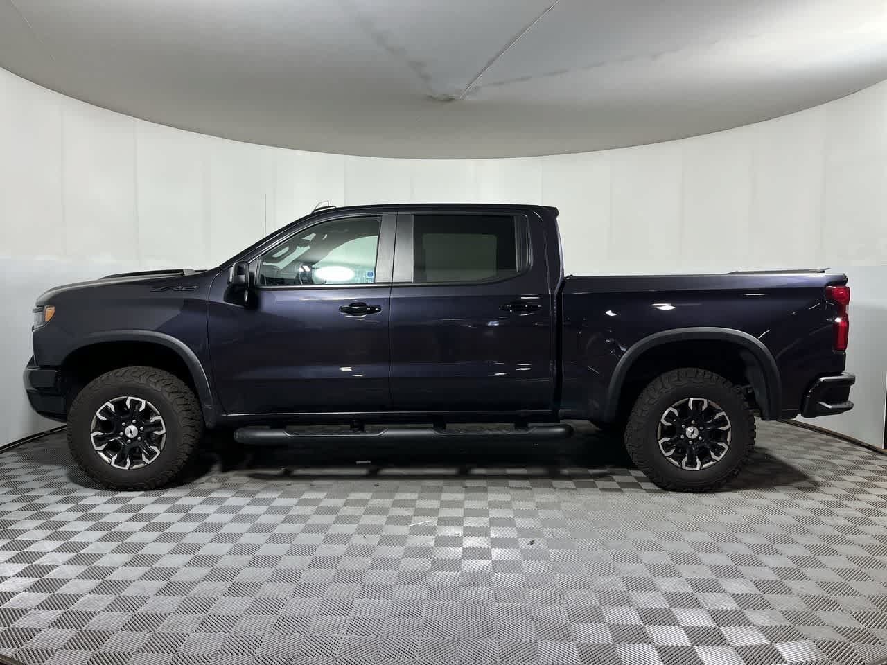 Used 2024 Chevrolet Silverado 1500 ZR2 w/ Technology Package AWD/4WD image 5