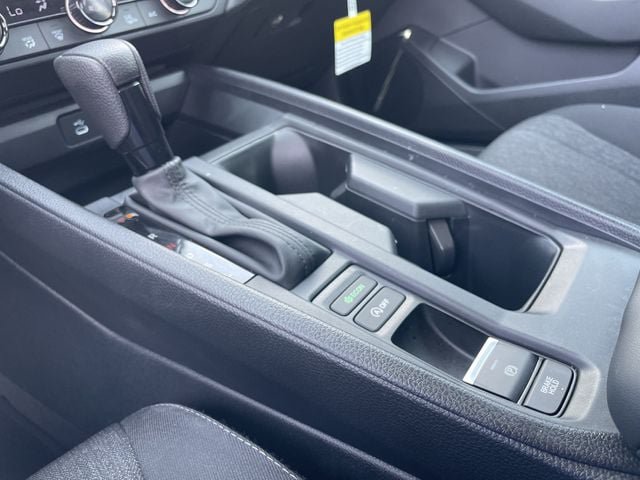 Used 2025 Honda Accord SE image 19
