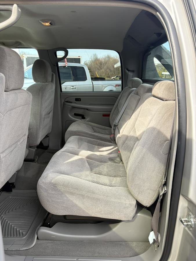 Used 2006 Chevrolet Avalanche LS image 11