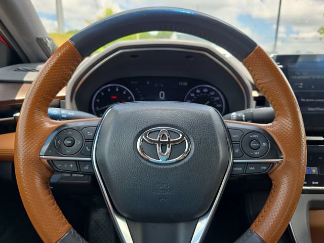 Used 2021 Toyota Avalon Limited FWD image 18