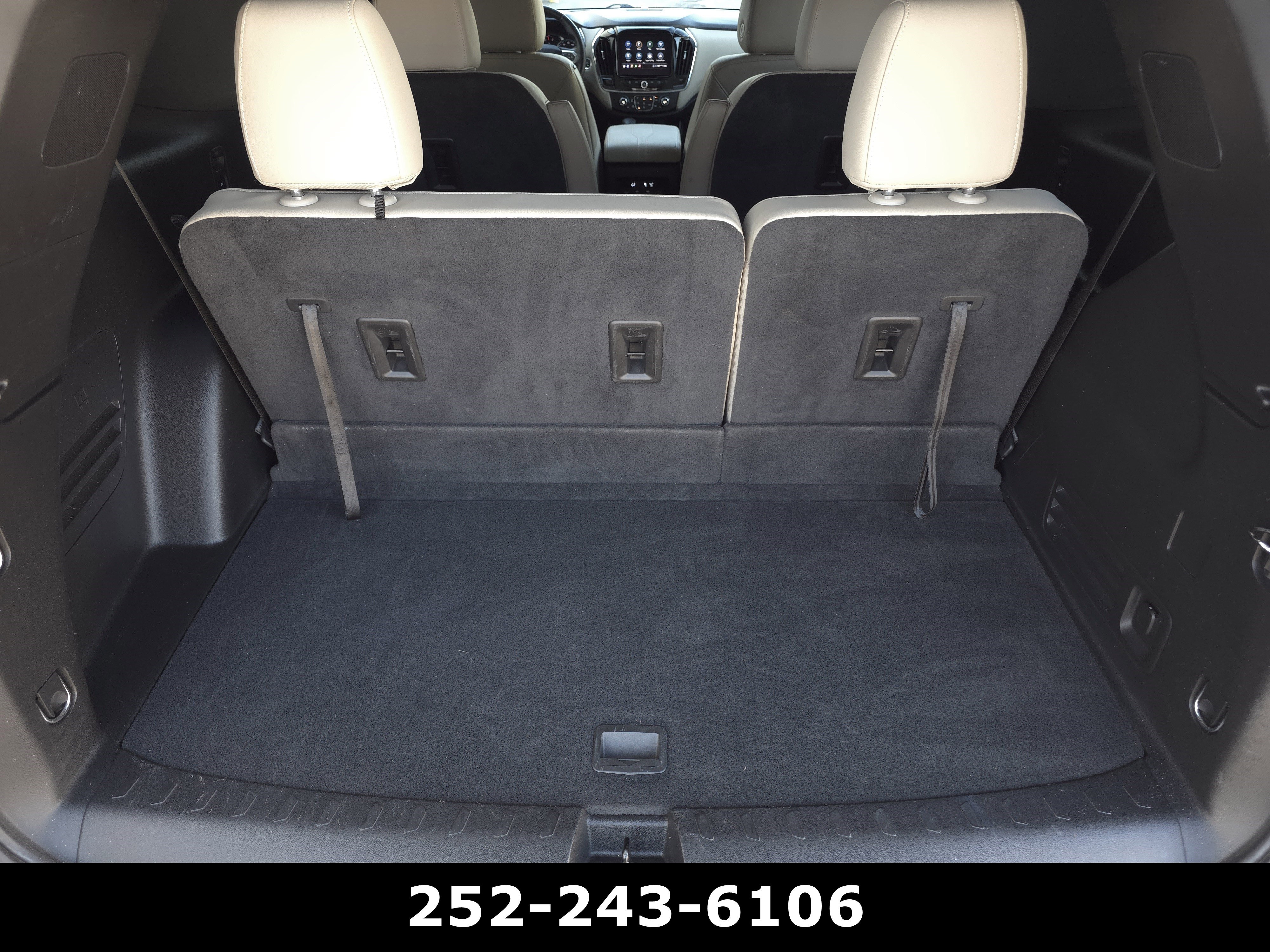 Used 2023 Chevrolet Traverse LT w/ LT Premium Package image 34