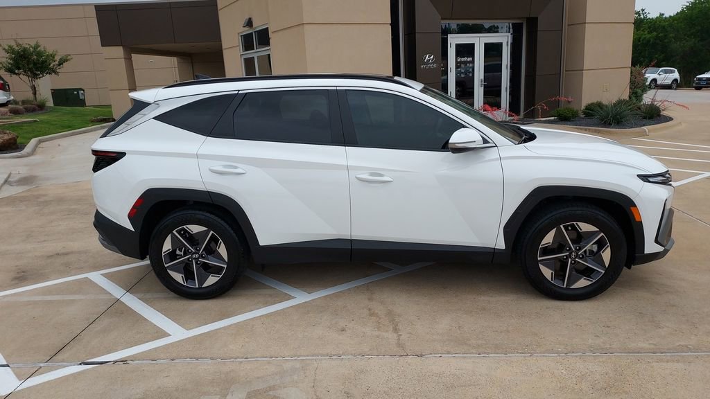 Certified 2026 Hyundai Tucson SEL FWD image 2