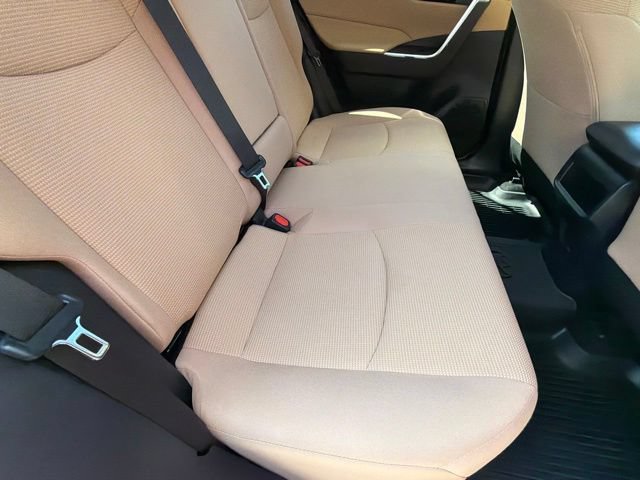 Used 2019 Toyota RAV4 LE FWD image 72