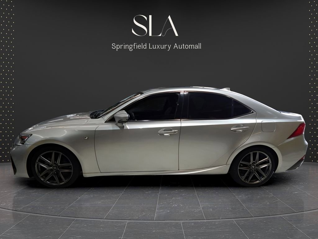 Used 2019 Lexus IS 300 F Sport image 10