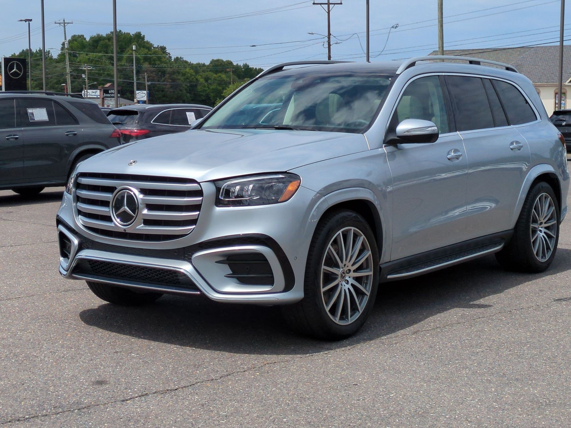 Certified 2026 Mercedes-Benz GLS 450 4MATIC image 7