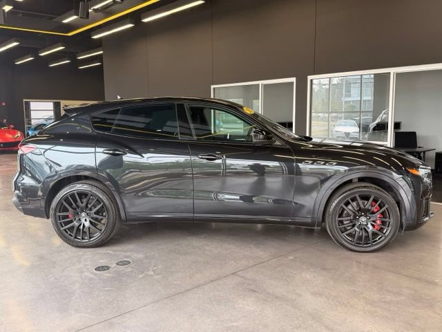 Used 2023 Maserati Levante Modena AWD/4WD image 6
