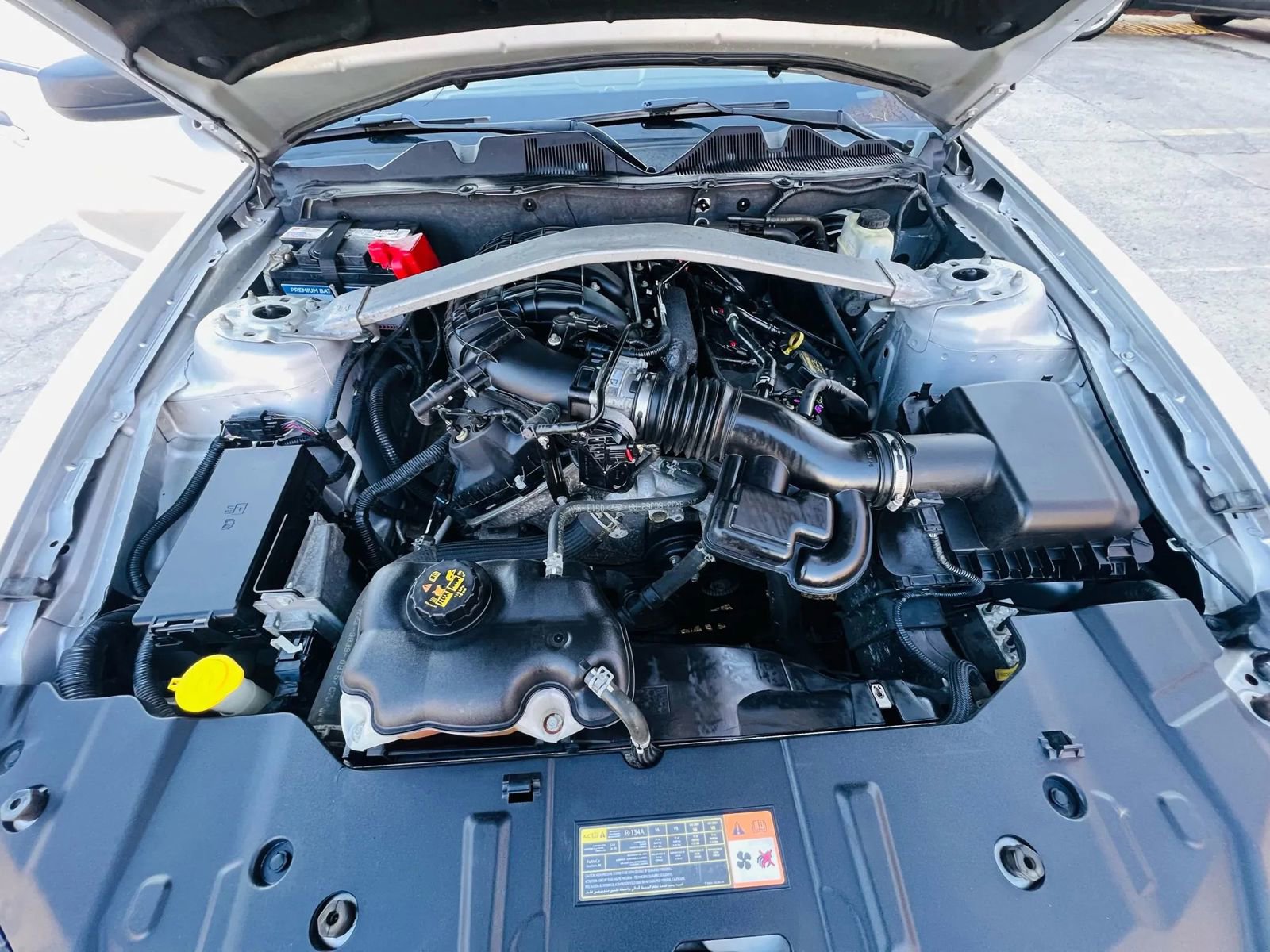 Used 2014 Ford Mustang Convertible image 37