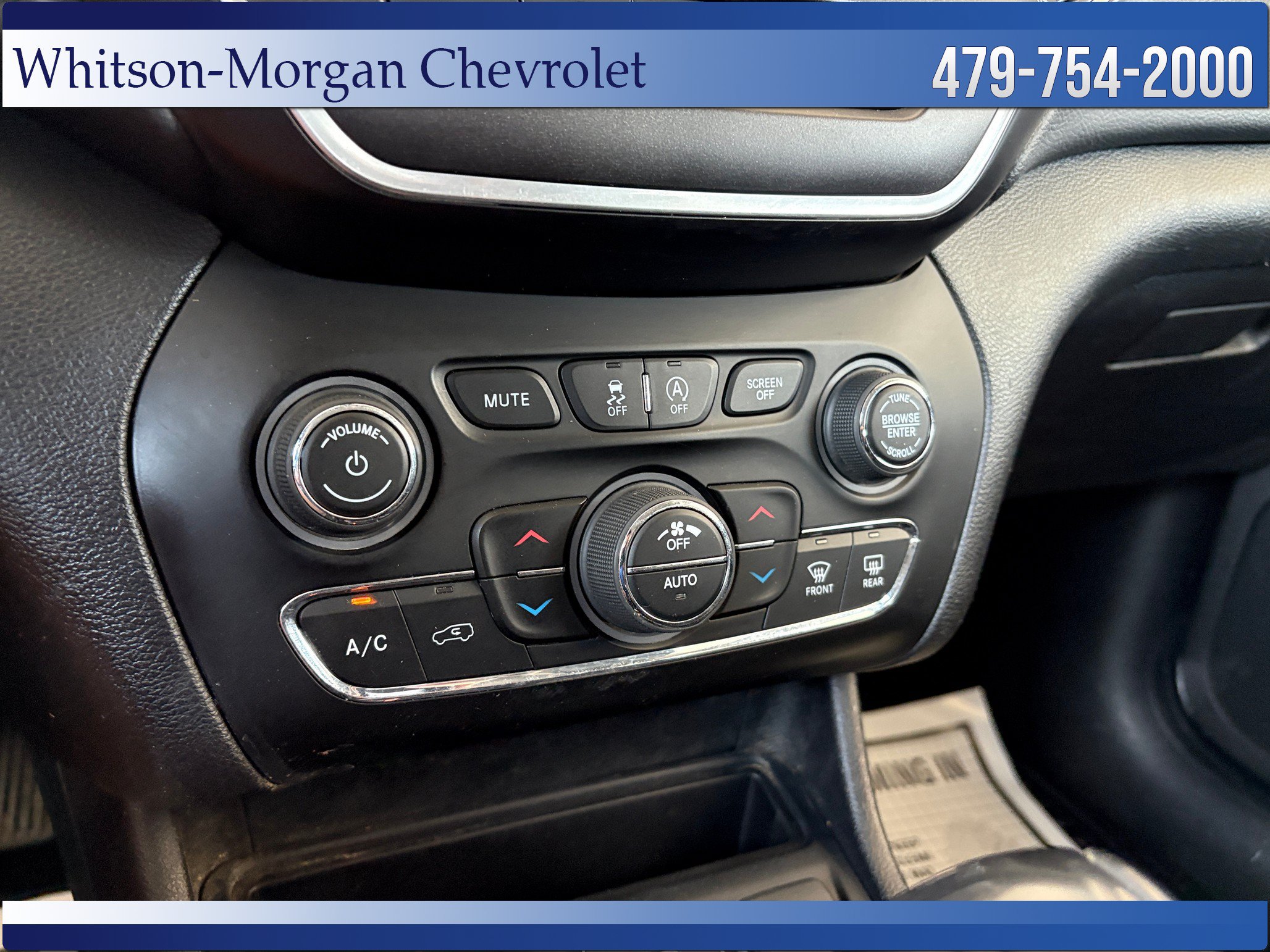Used 2020 Jeep Cherokee Trailhawk w/ Comfort/Convenience Group AWD/4WD image 25