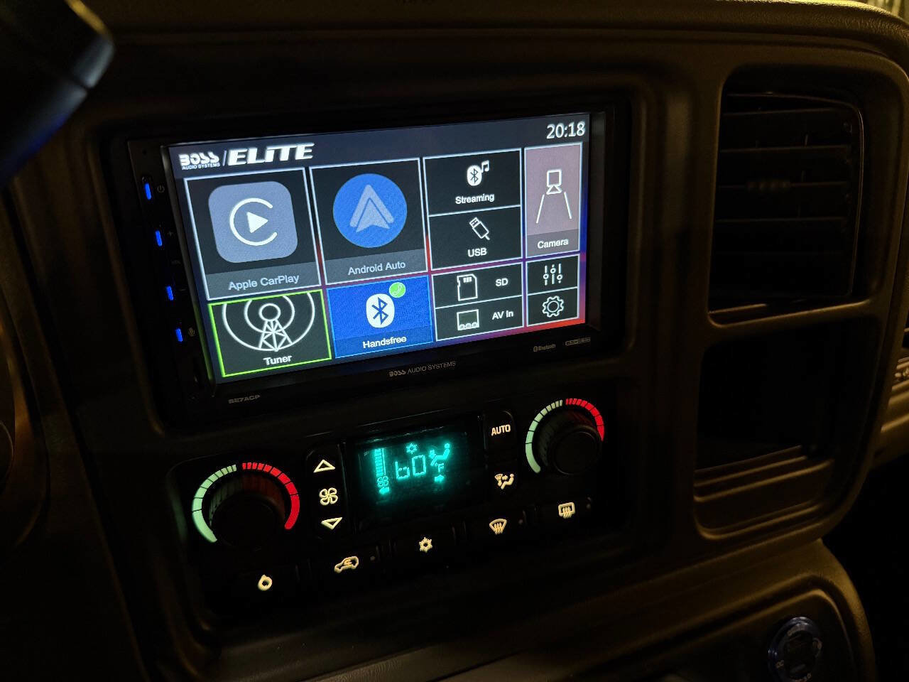 Used 2007 Chevrolet Silverado 2500 LT w/ Heavy-Duty Power Package image 47