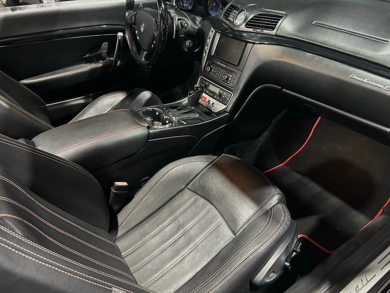 Used 2011 Maserati GranTurismo Convertible image 25