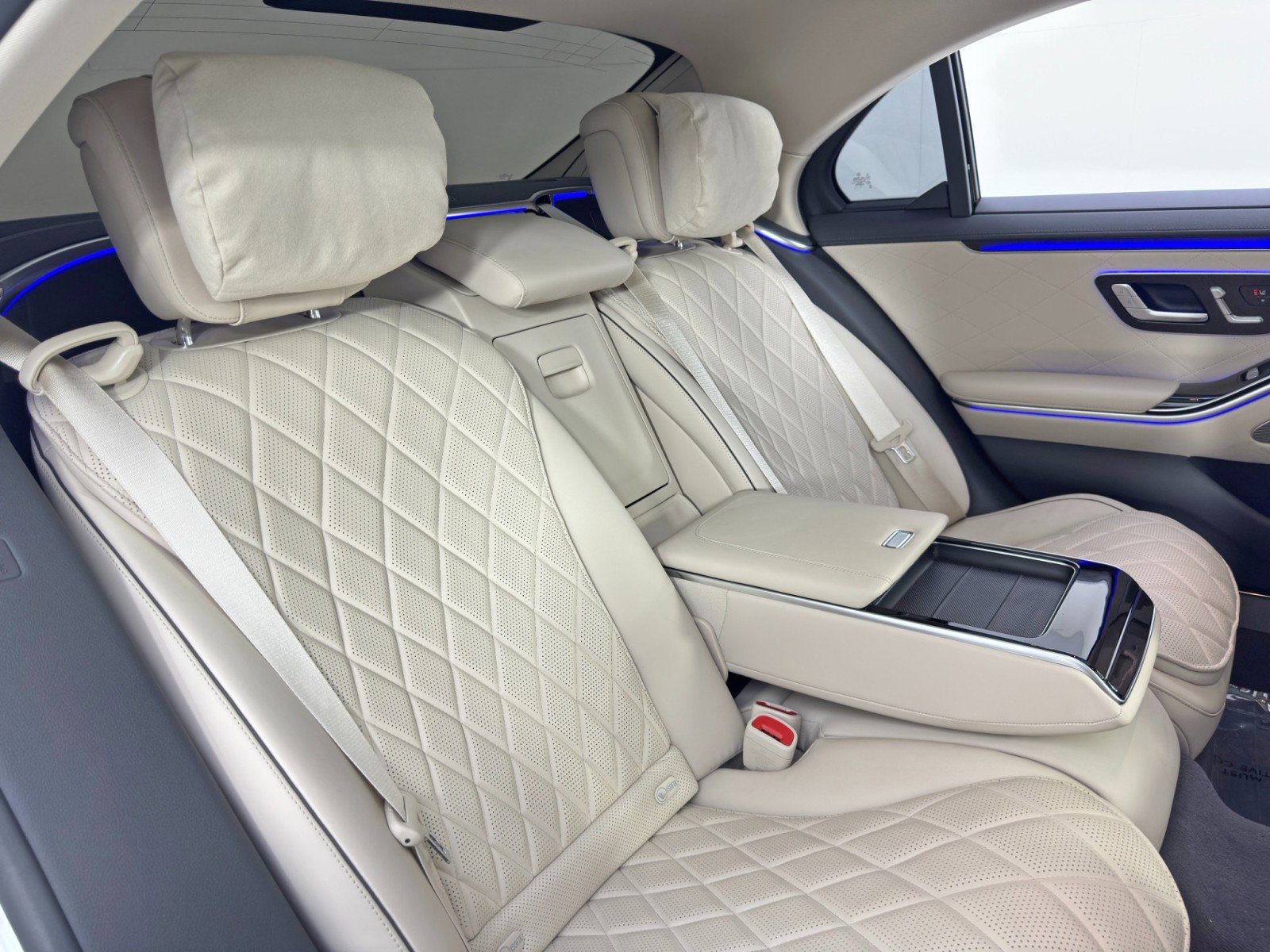 Used 2023 Mercedes-Benz S 580 4MATIC Sedan image 48