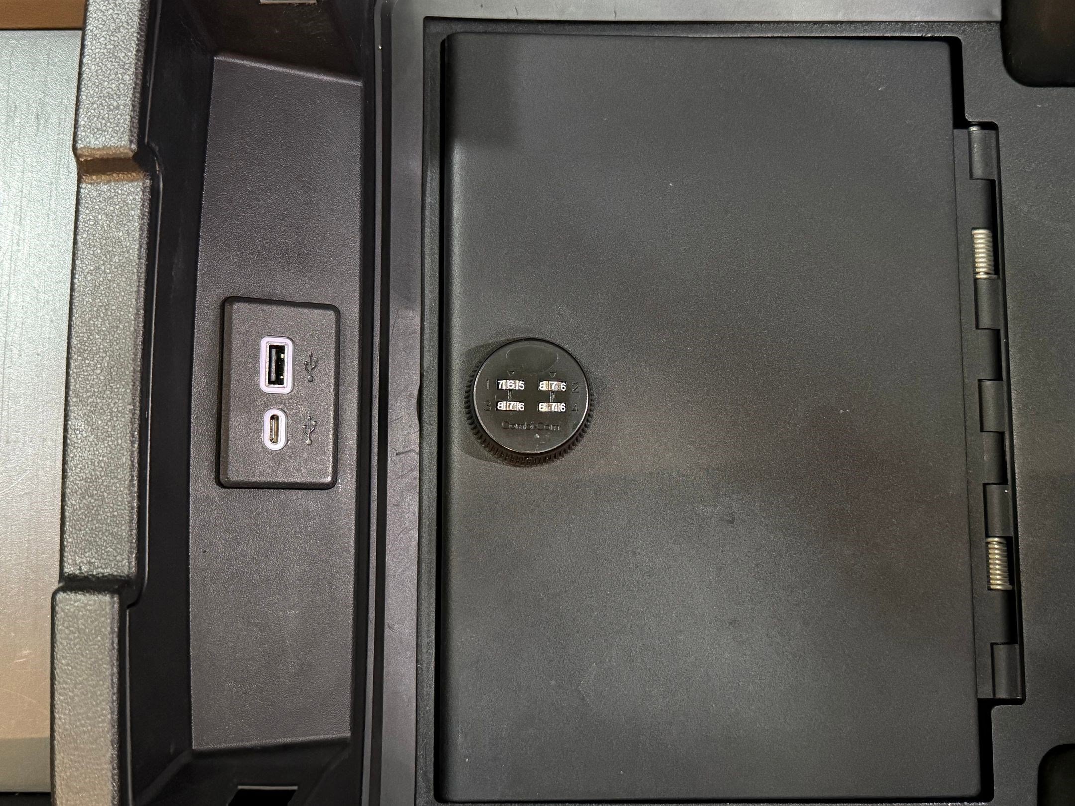 Used 2022 Chevrolet Tahoe LT w/ LT Signature Package image 33