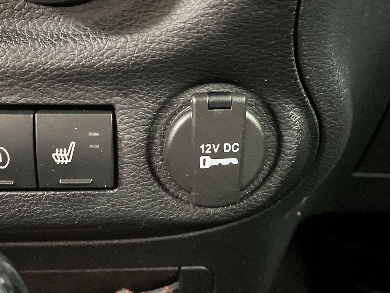 Used 2012 Jeep Wrangler Unlimited Sahara AWD/4WD image 19