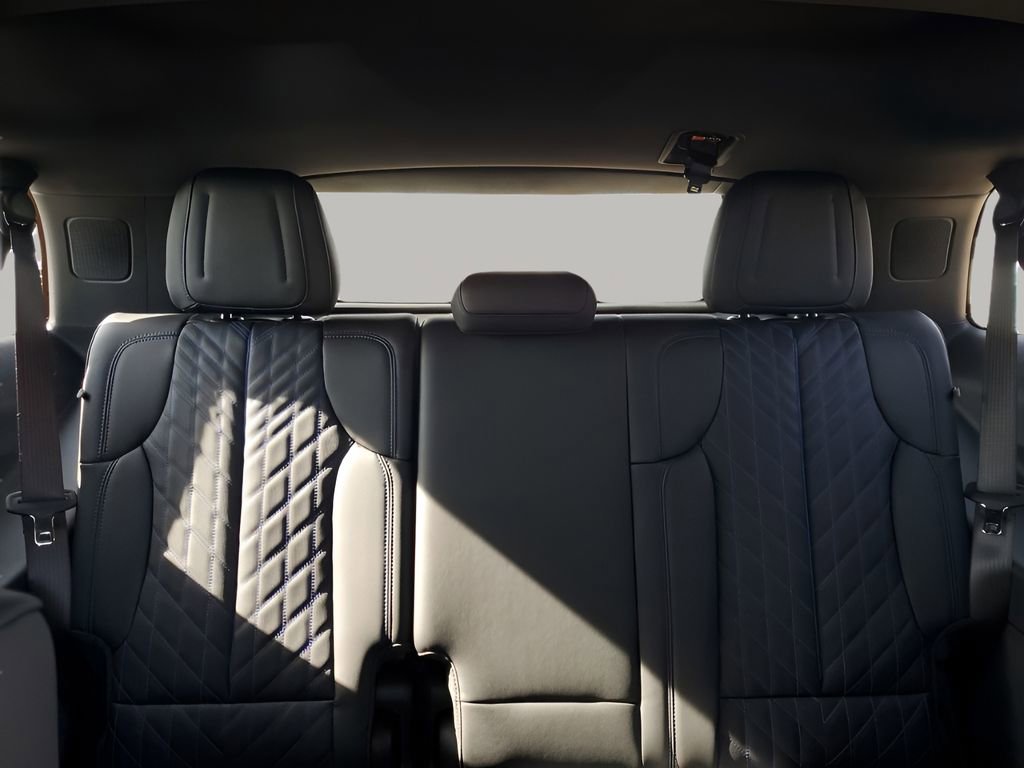 New 2026 Cadillac Escalade IQL Luxury w/ LPO, Floor Liner Package AWD/4WD image 26