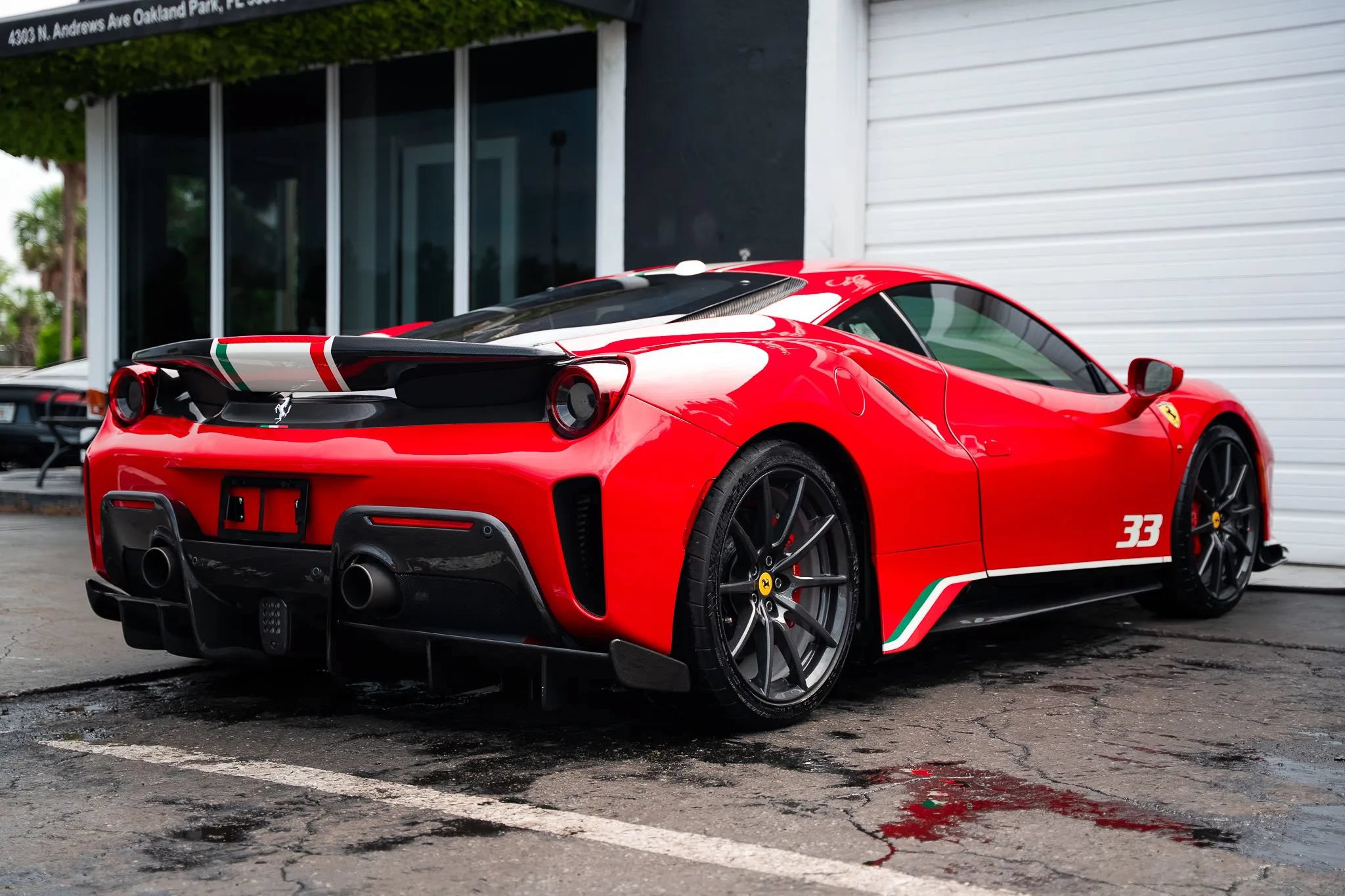 Used 2020 Ferrari 488 Pista Coupe RWD image 4