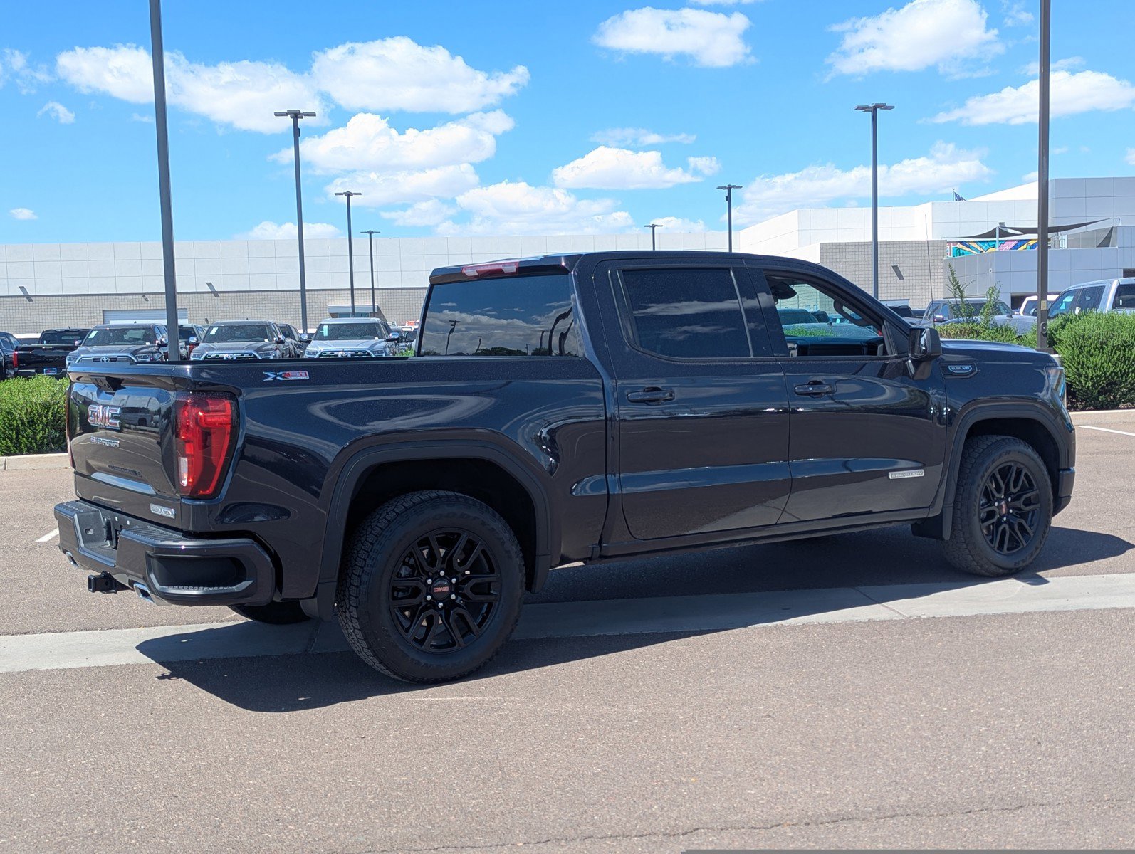 Certified 2023 GMC Sierra 1500 Elevation w/ X31 Off-Road Package AWD/4WD image 5
