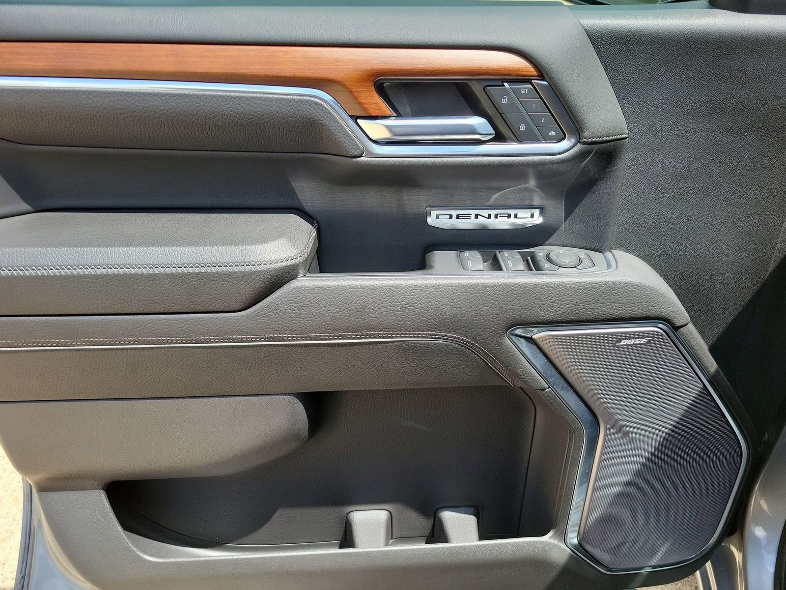 Certified 2023 GMC Sierra 1500 Denali w/ Technology Package AWD/4WD image 21