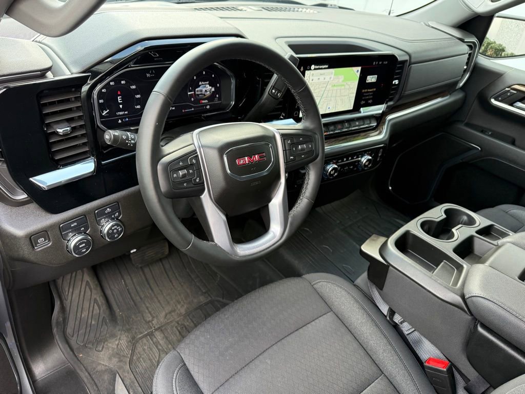 Used 2024 GMC Sierra 1500 Elevation w/ LPO, Elevation Black Package AWD/4WD image 16