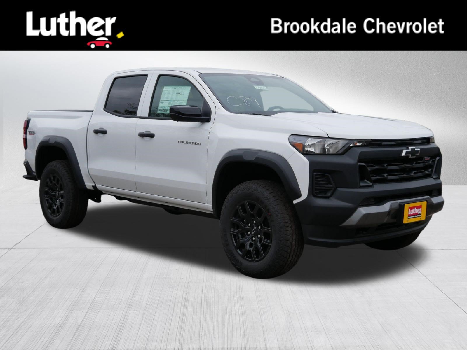 New 2026 Chevrolet Colorado Trail Boss AWD/4WD image 1