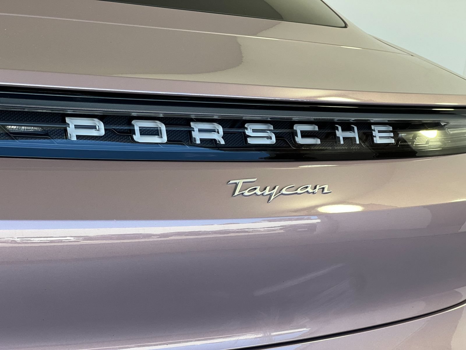 Certified 2023 Porsche Taycan RWD image 33
