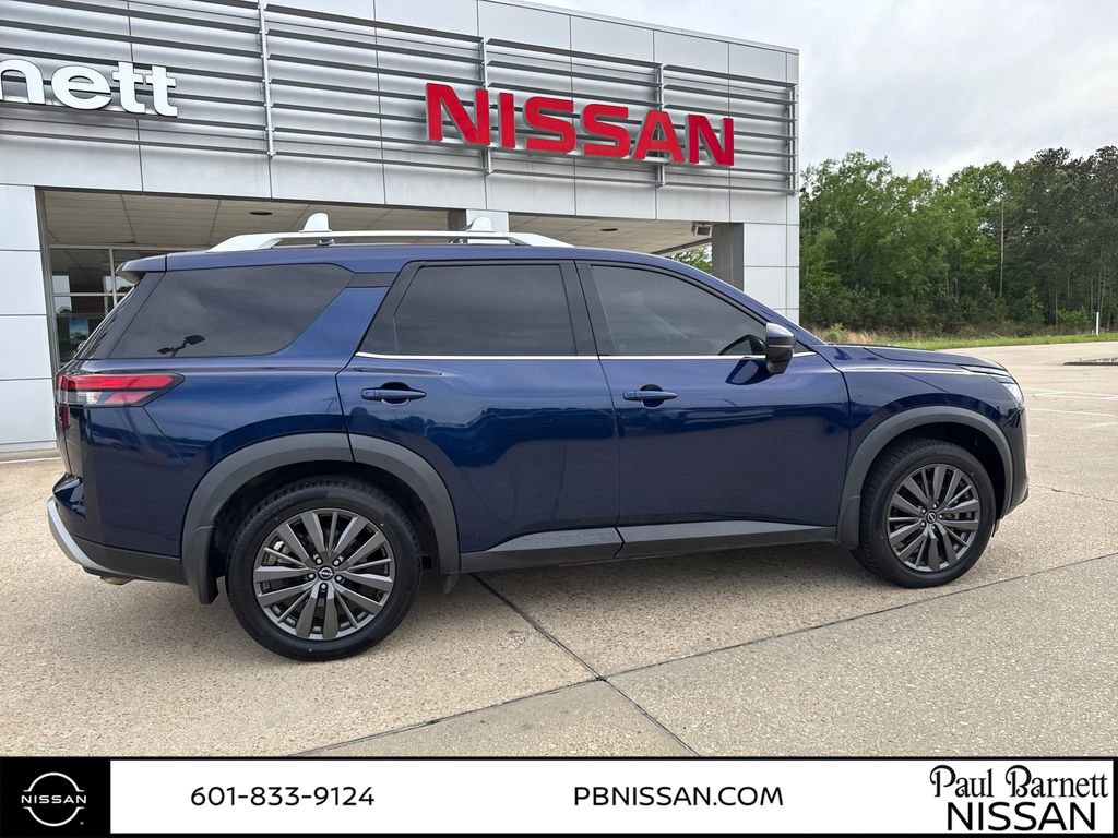 Used 2022 Nissan Pathfinder SL w/ SL Premium Package image 7