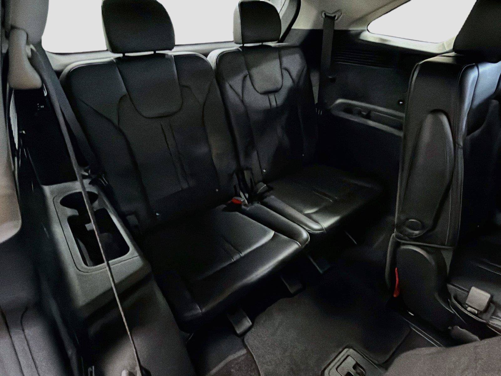 Used 2025 Kia Sorento EX AWD/4WD image 24