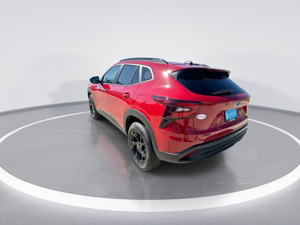 New 2026 Chevrolet Trax LT w/ Driver Confidence Package FWD image 6